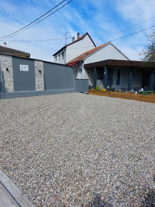 Gite Au Pommier Fleuri Et Son "Appart" Independant Drusenheim Exteriör bild