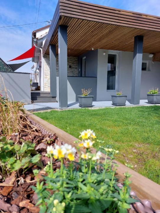 Gite Au Pommier Fleuri Et Son "Appart" Independant Drusenheim Exteriör bild